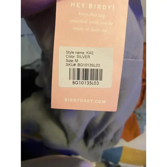 NWT Birdy Grey Kae Bridesmaid Dress Ruffled Flutter Sleeve Chiffon Silver Medium - Picture 4 of 5